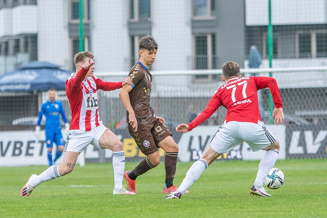 雷霆轰炸灰熊!亚历山大狂砍37分,西部格局生变,快船前四前景提升.
